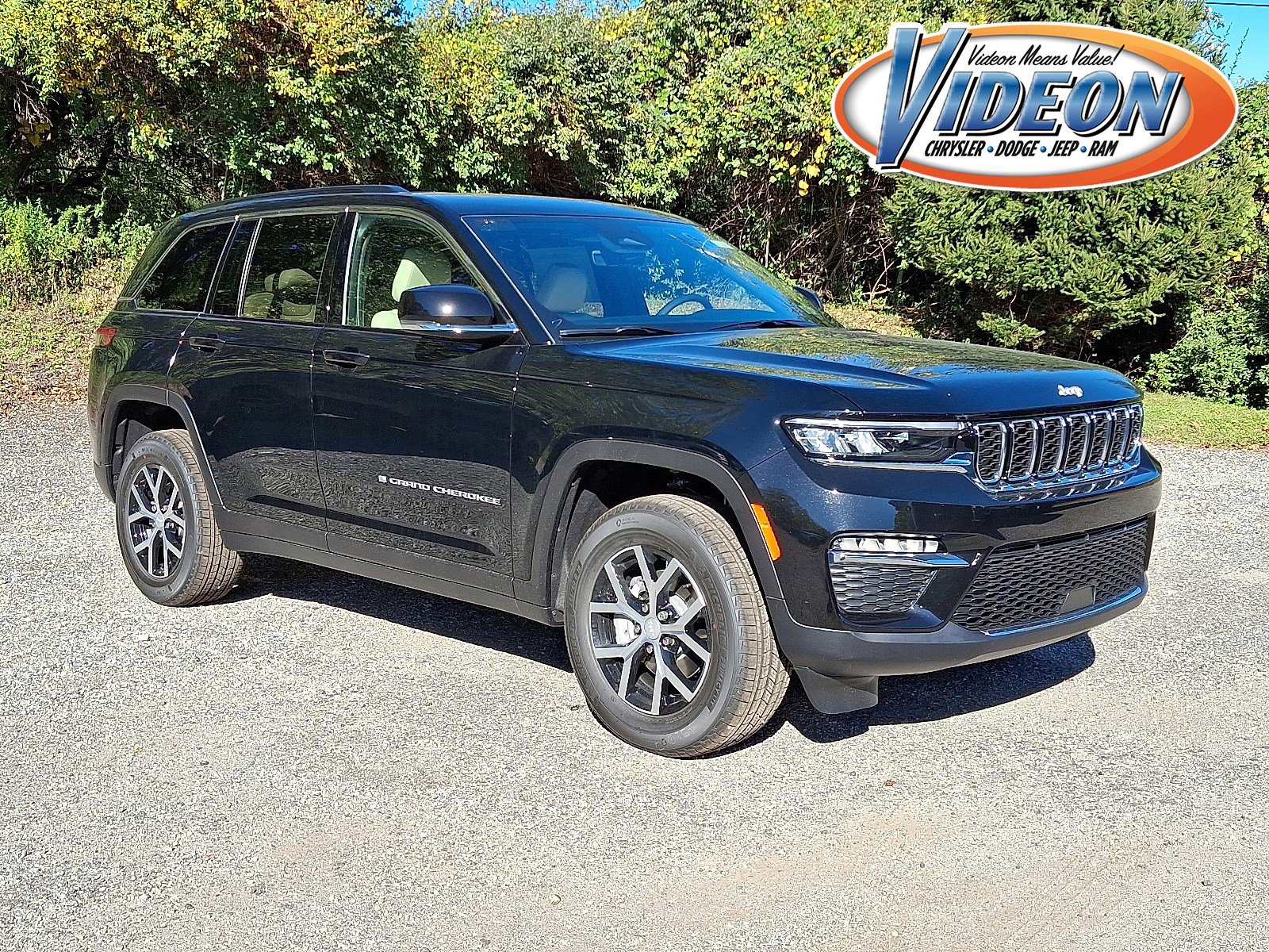 2025 Jeep Grand Cherokee Limited's photo
