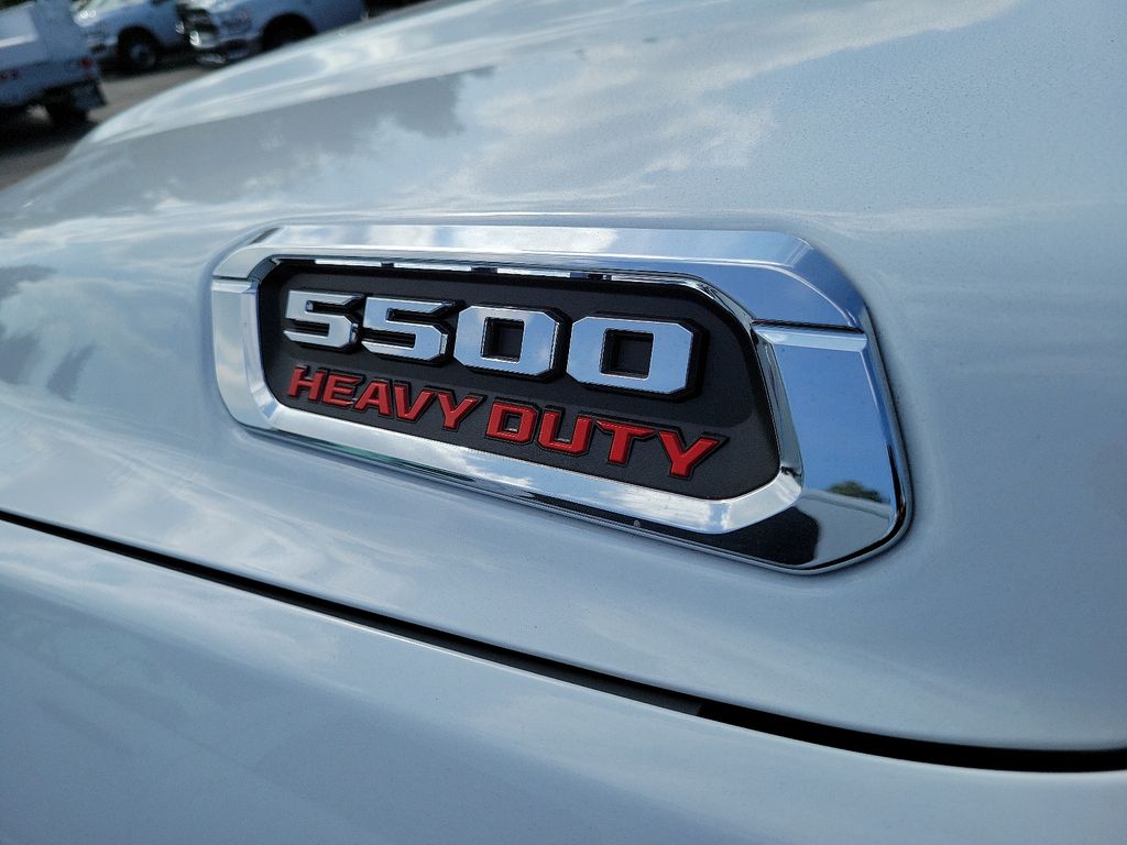 2023 Ram 5500 Tradesman photo 12