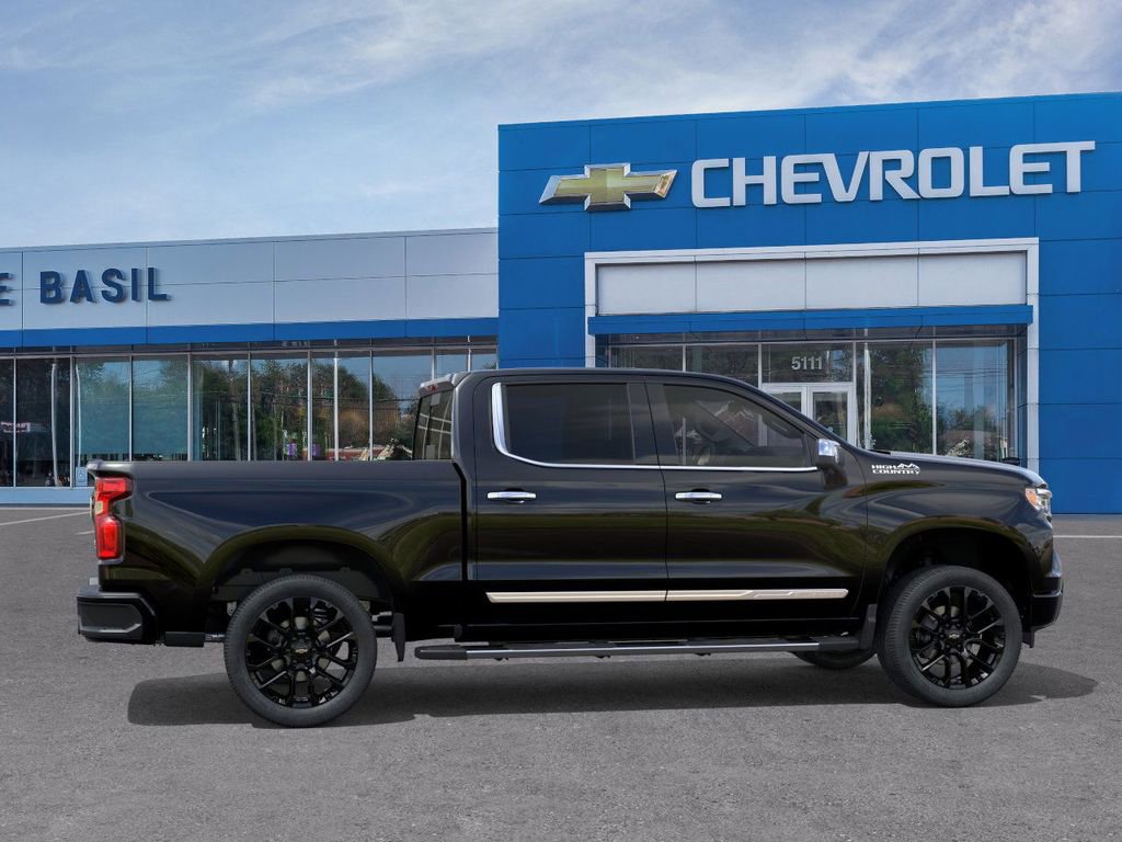 2025 Chevrolet Silverado 1500 High Country photo 5