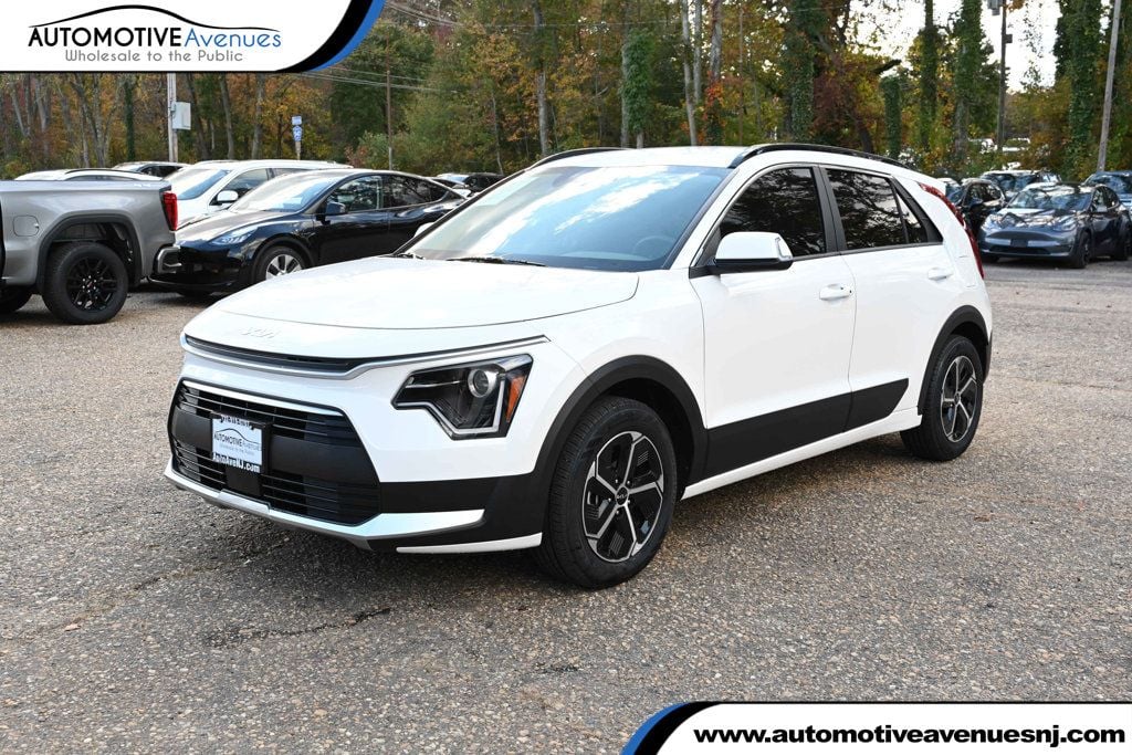 2025 Kia Niro EX's photo