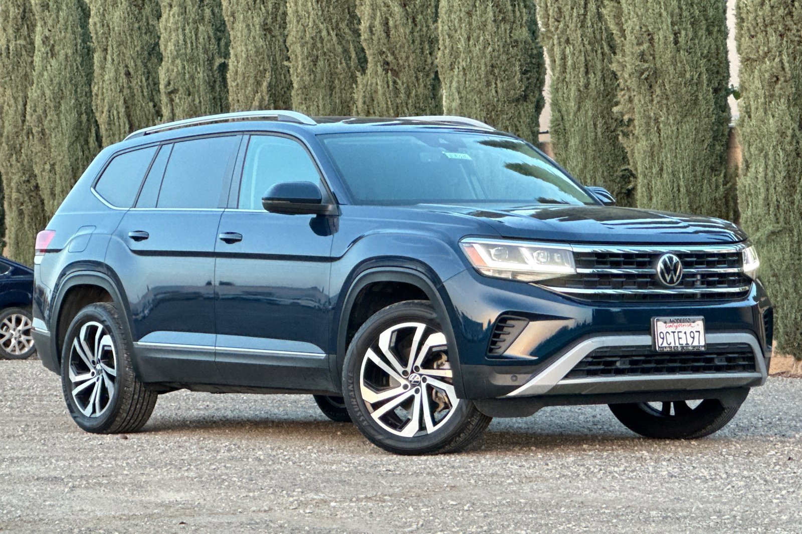 2022 Volkswagen Atlas V6 SEL photo 2