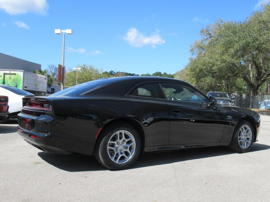 2025 Dodge Charger R/T photo 6