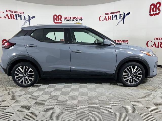 2021 Nissan Kicks SV photo 7
