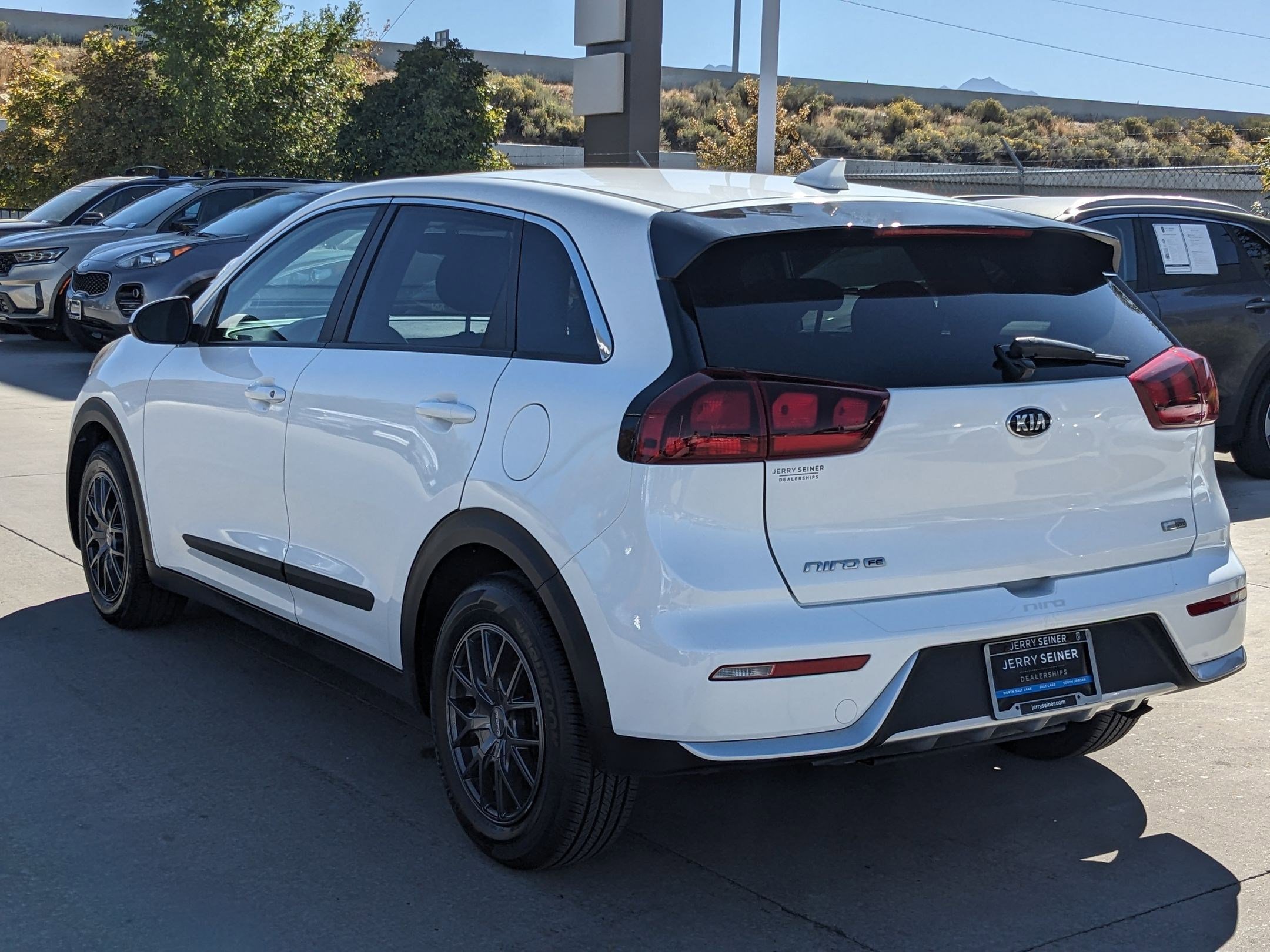 2019 Kia Niro FE photo 3