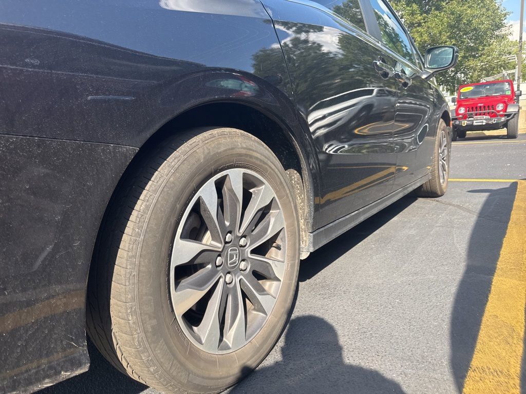 2024 Honda Odyssey EX-L photo 7