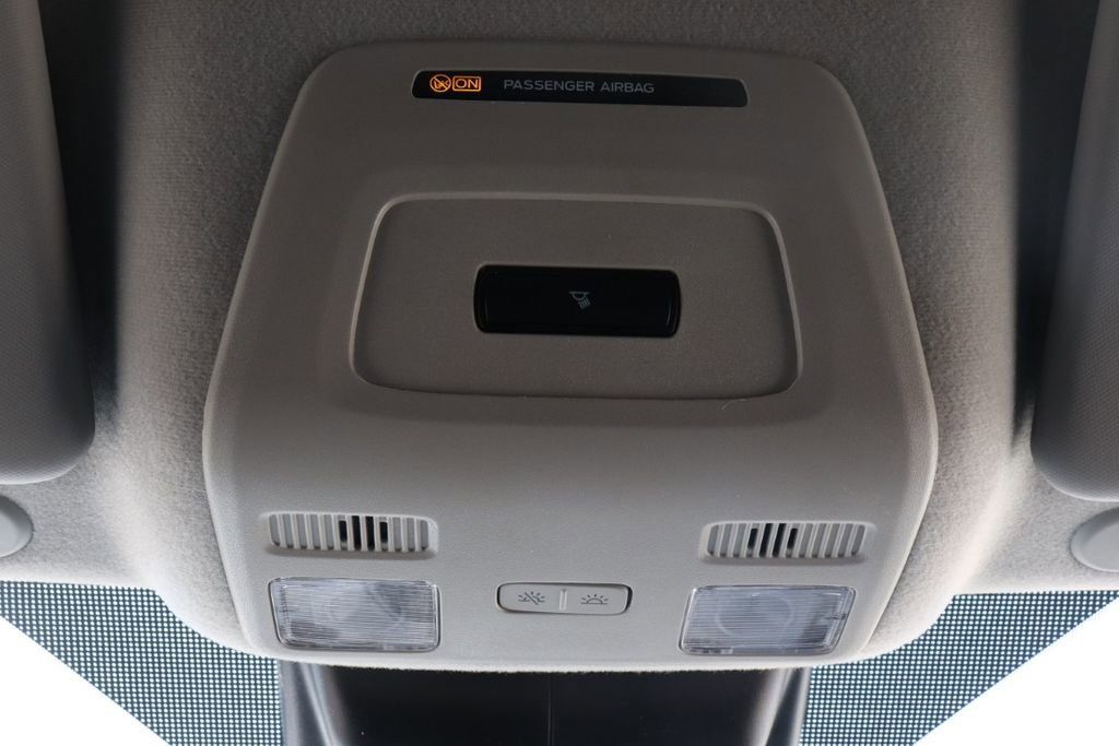 2025 Ford Transit photo 13