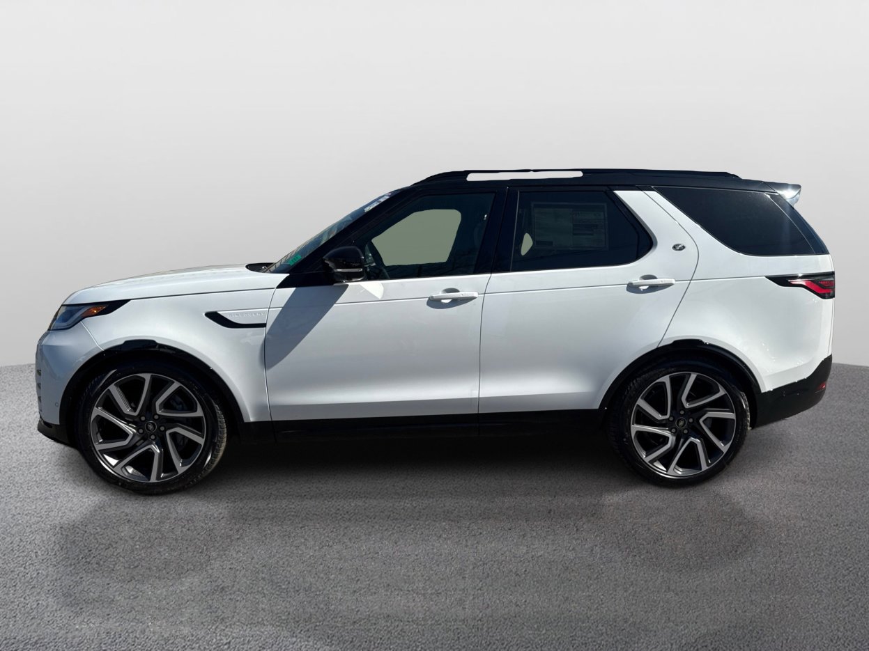 2025 Land Rover Discovery SE photo 8