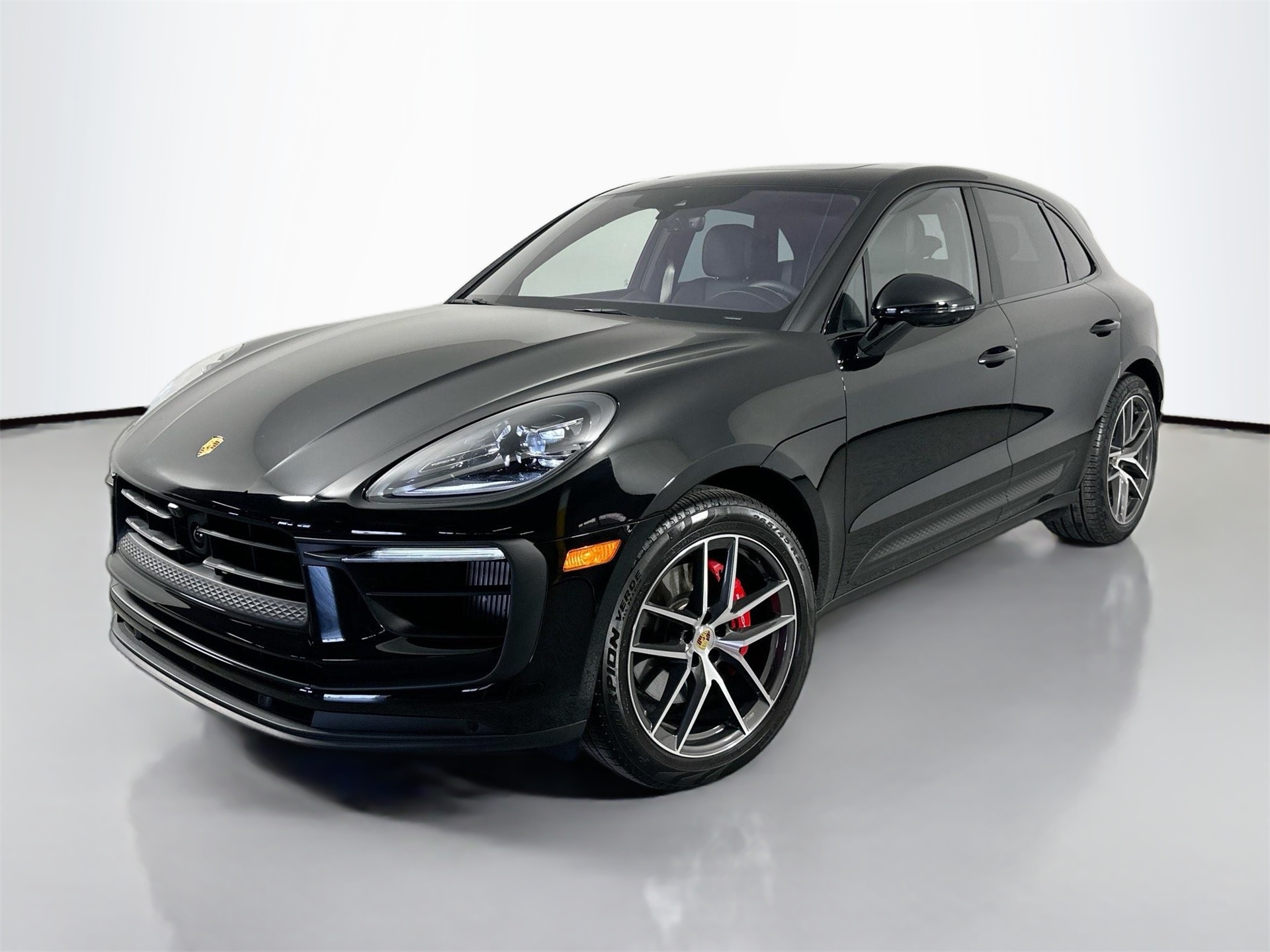 2025 Porsche Macan S