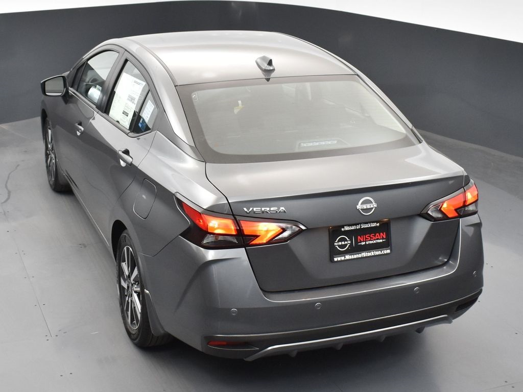 2025 Nissan Versa 1.6 SV photo 46