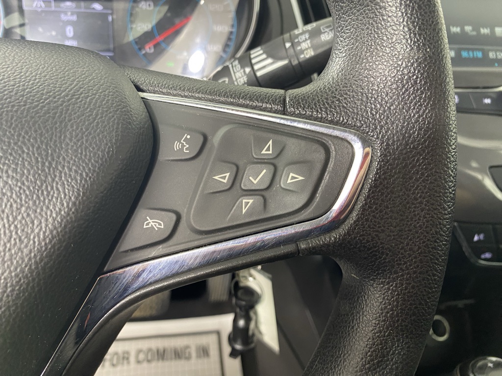 2018 Chevrolet Cruze LT photo 17