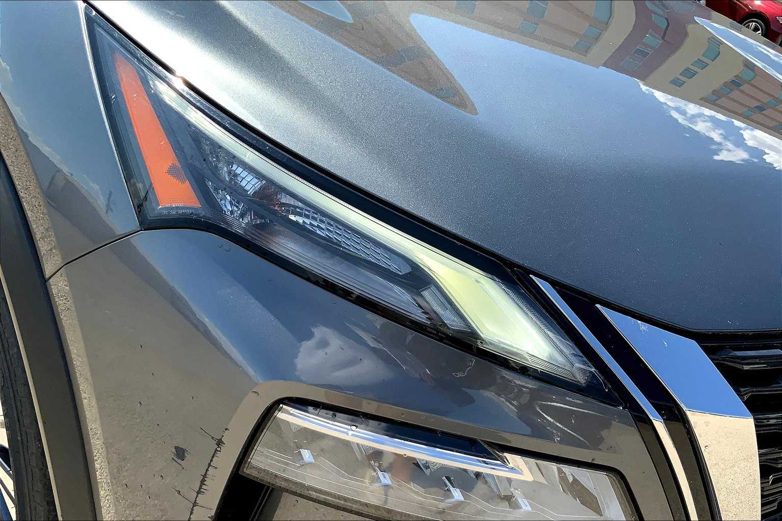 2023 Nissan Rogue SV photo 24