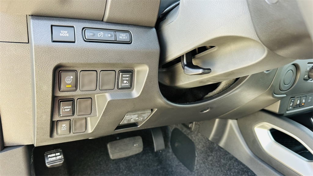 2025 Nissan Frontier King Cab SV photo 15