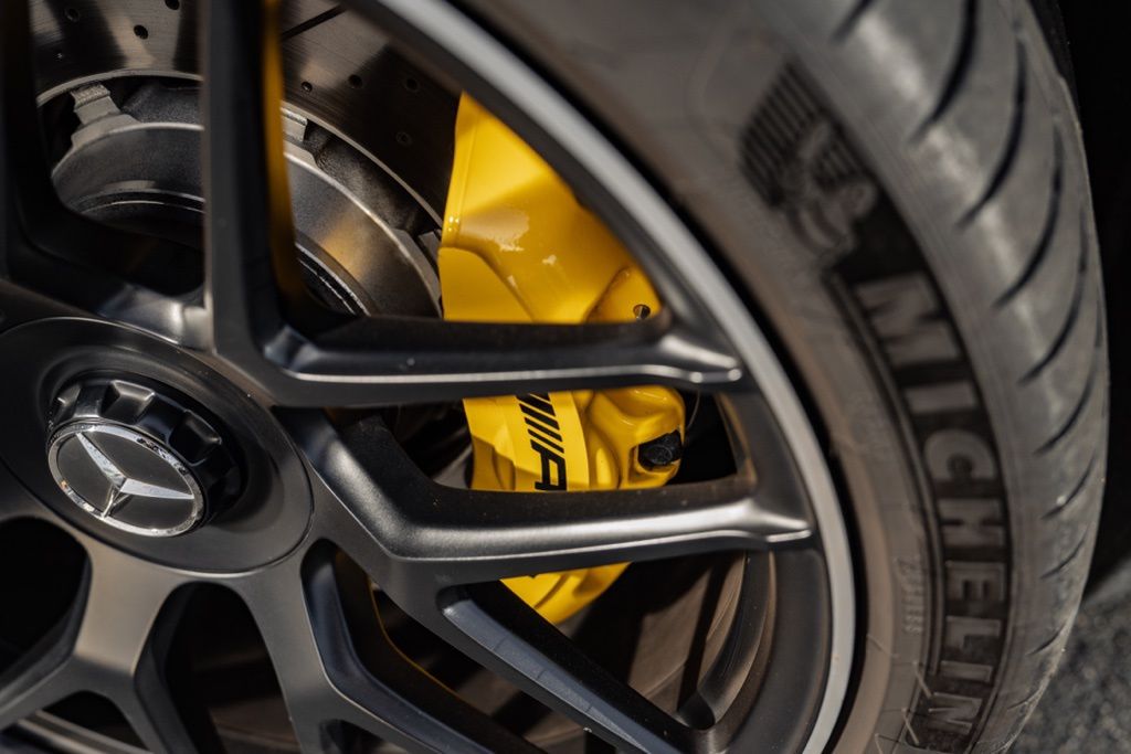 2019 Mercedes Benz AMG GT 63 S photo 3