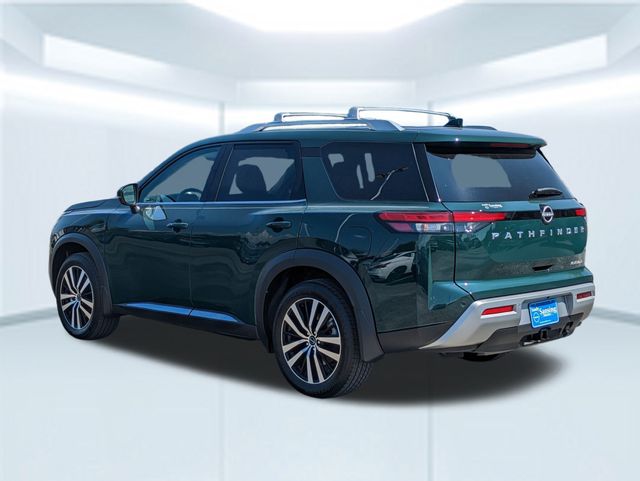 2025 Nissan Pathfinder Platinum photo 3