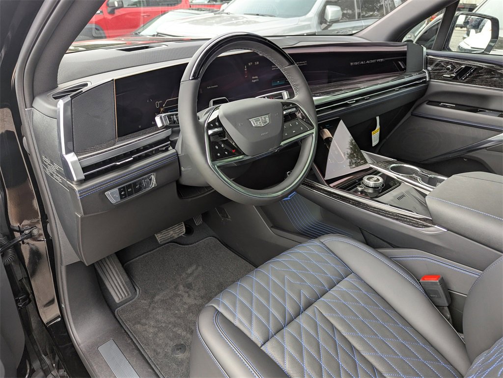 2026 Cadillac Escalade Luxury photo 9