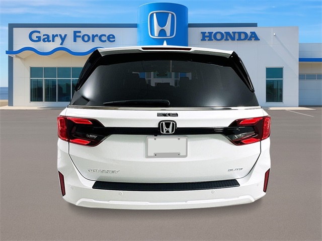 2026 Honda Odyssey Elite photo 4