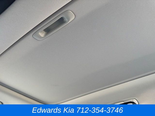 2024 Kia Seltos SX photo 36