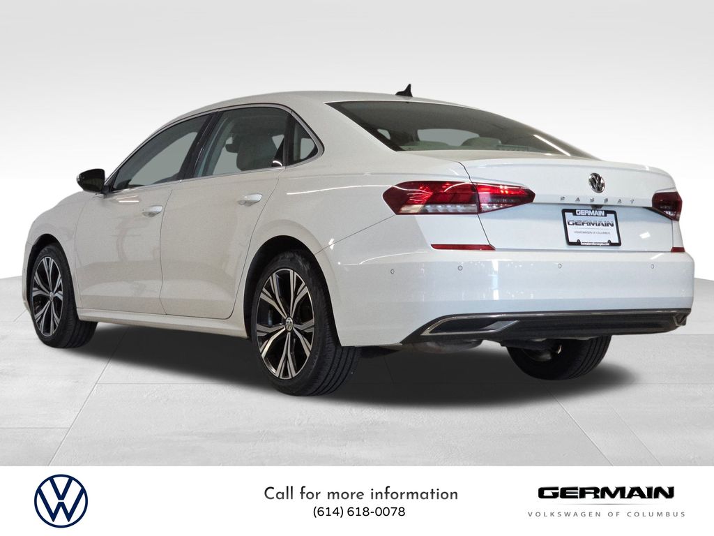 2020 Volkswagen Passat 2.0T SEL photo 3