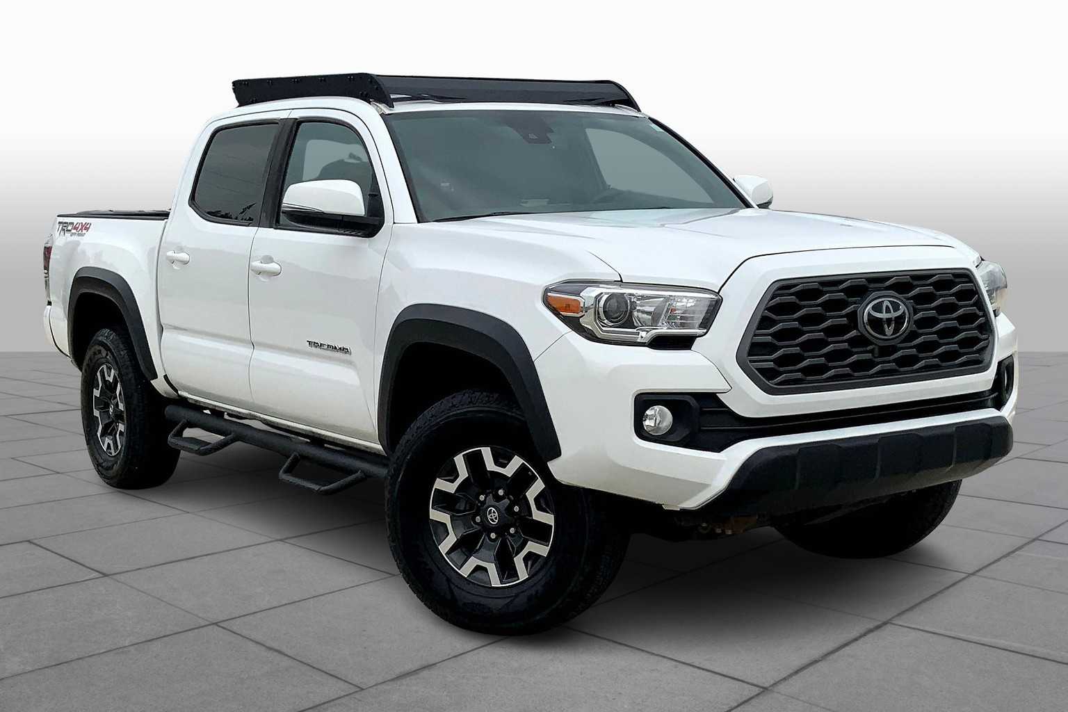 2021 Toyota Tacoma TRD photo 2