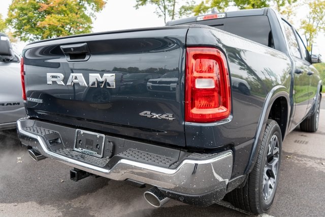 2026 Ram 1500 Laramie photo 4