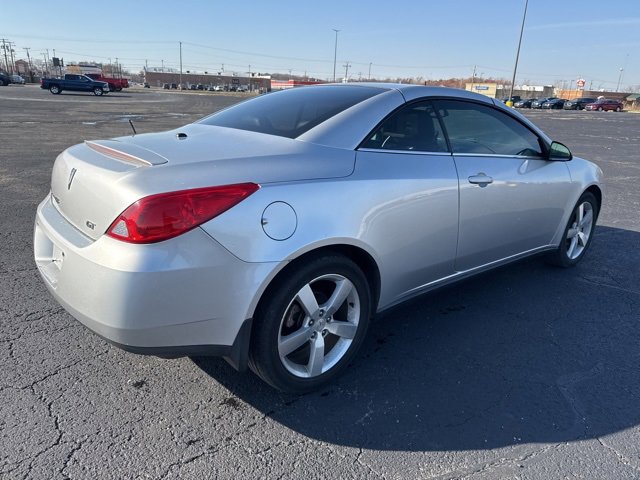 2009 Pontiac G6 GT photo 4