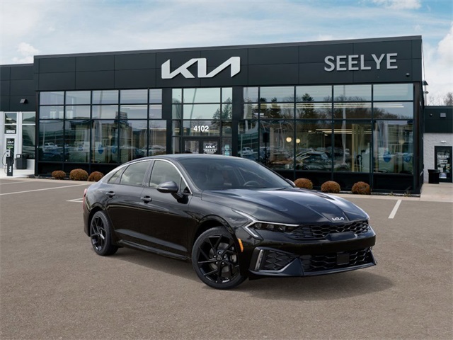 2026 Kia K5 GT-Line photo 5