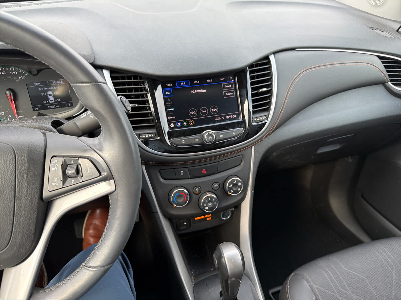 2022 Chevrolet Trax LT photo 10