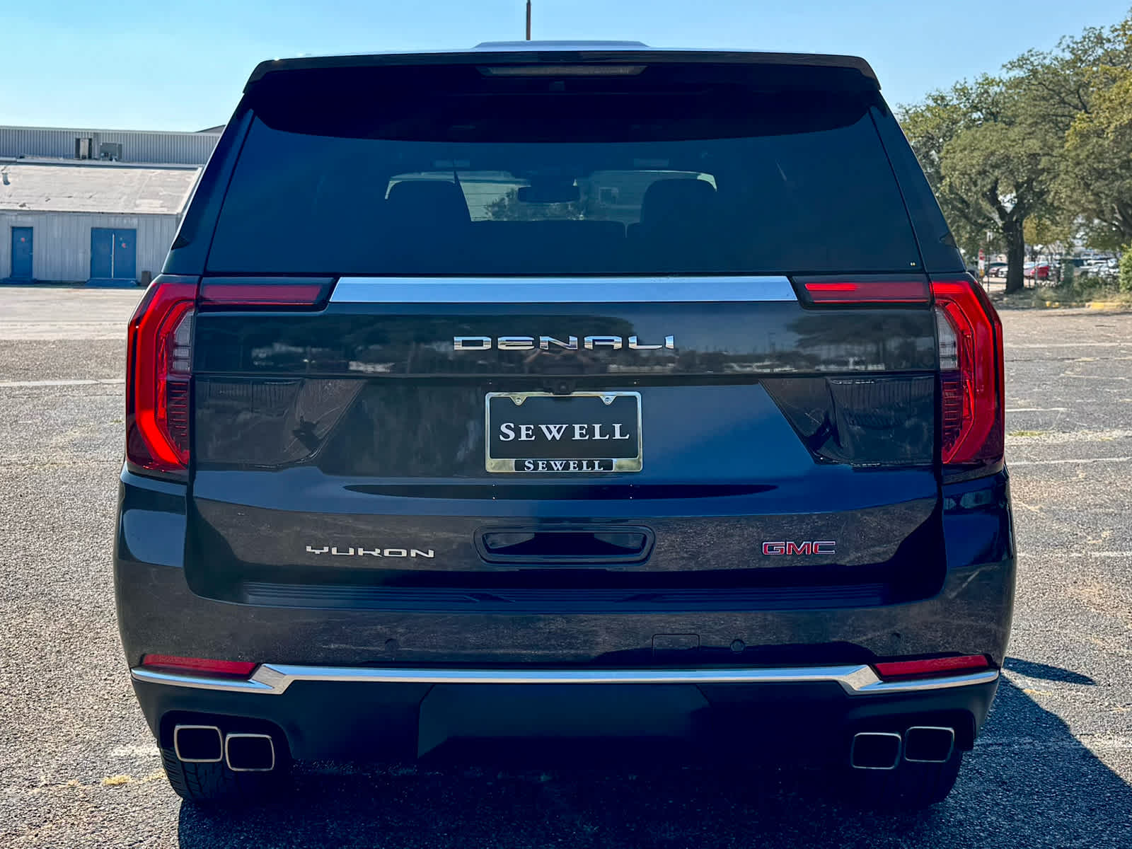 2025 Gmc Yukon Denali photo 4
