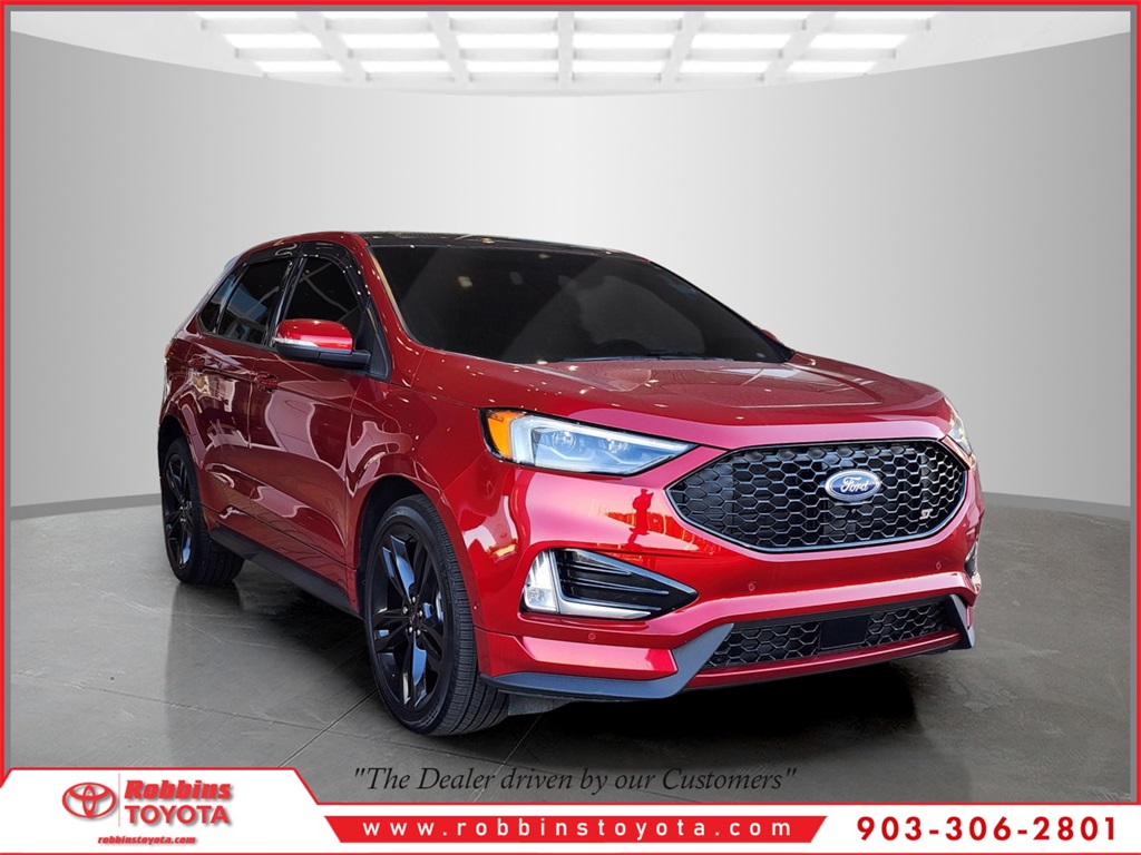 2022 Ford Edge ST's photo