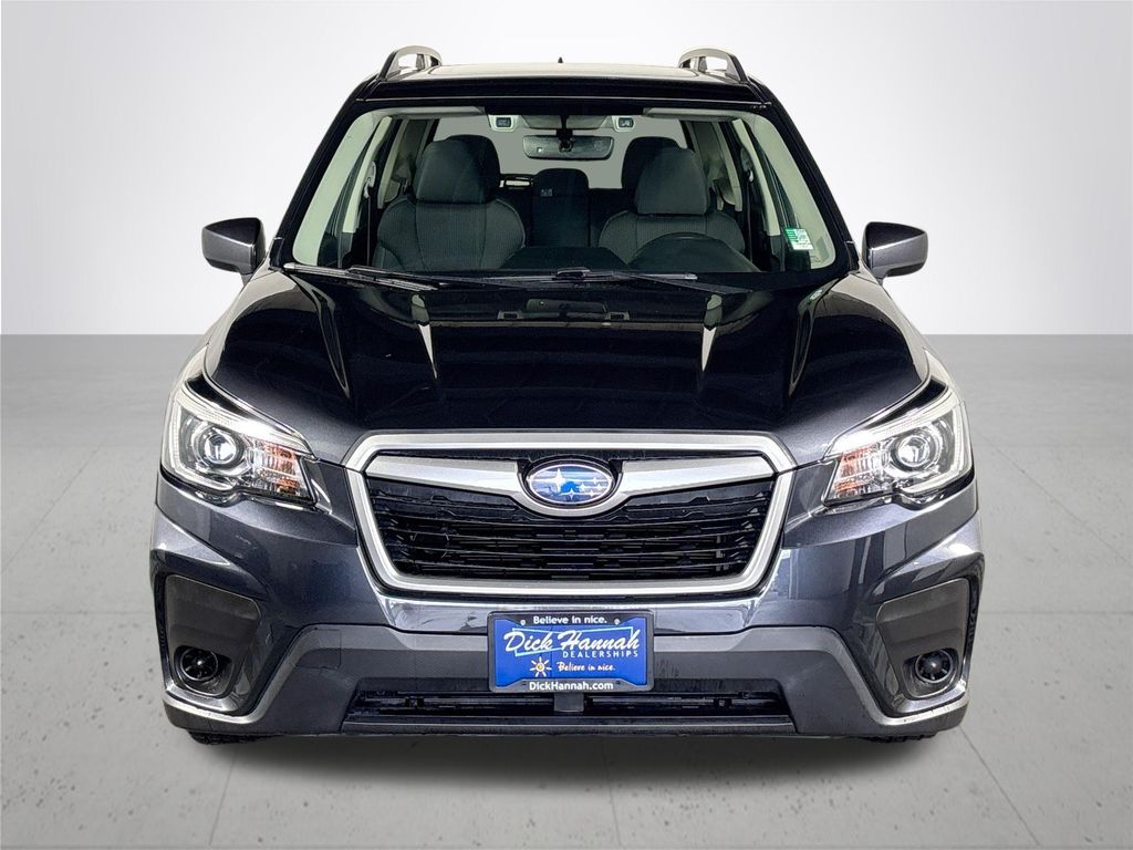 2019 Subaru Forester Premium photo 3
