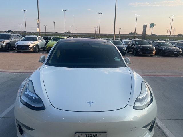2018 Tesla Model 3 Long Range photo 2