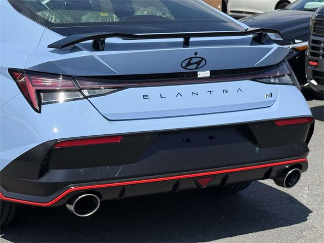 2025 Hyundai Elantra N Base photo 10