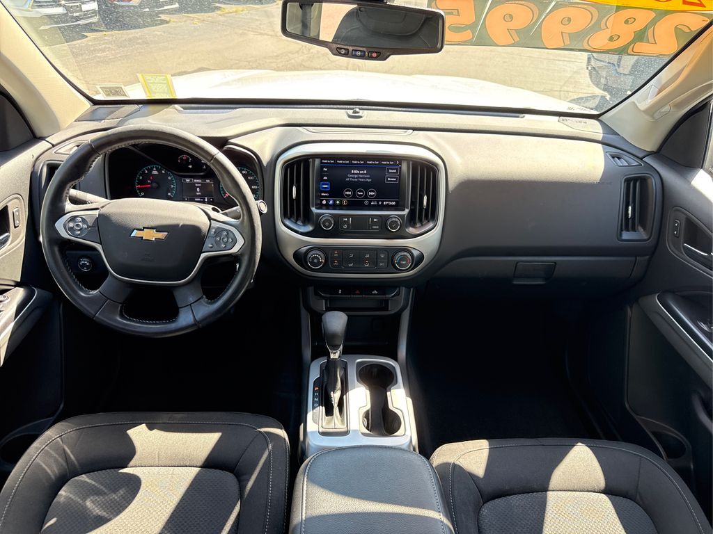 2022 Chevrolet Colorado LT photo 14