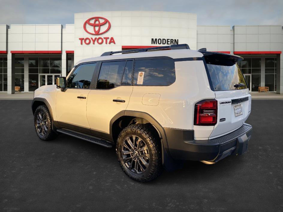 2025 Toyota Land Cruiser Base photo 3