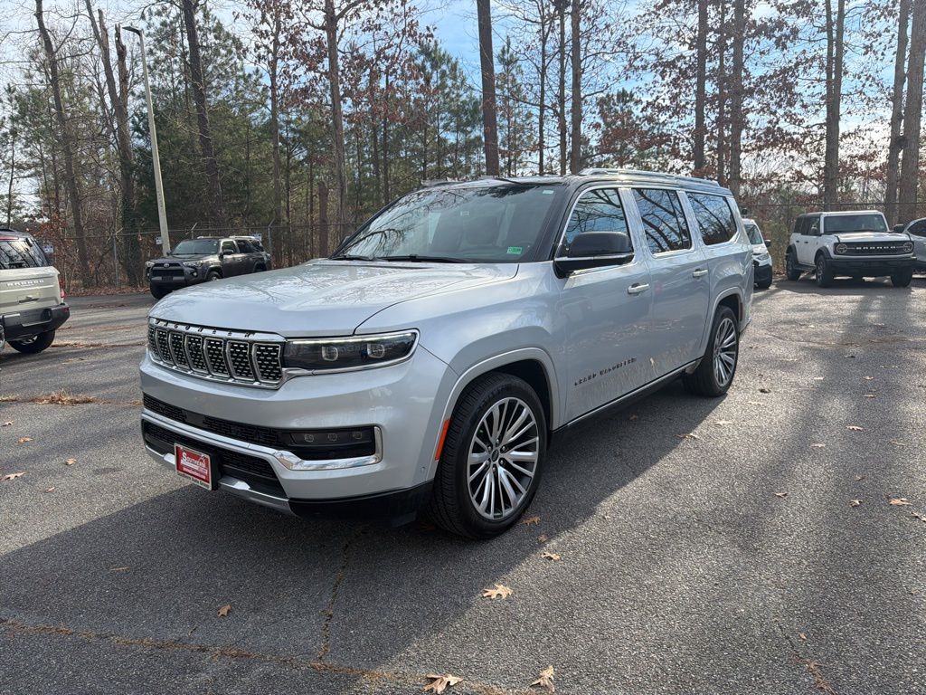 2024 Jeep Grand Wagoneer L Series III's photo