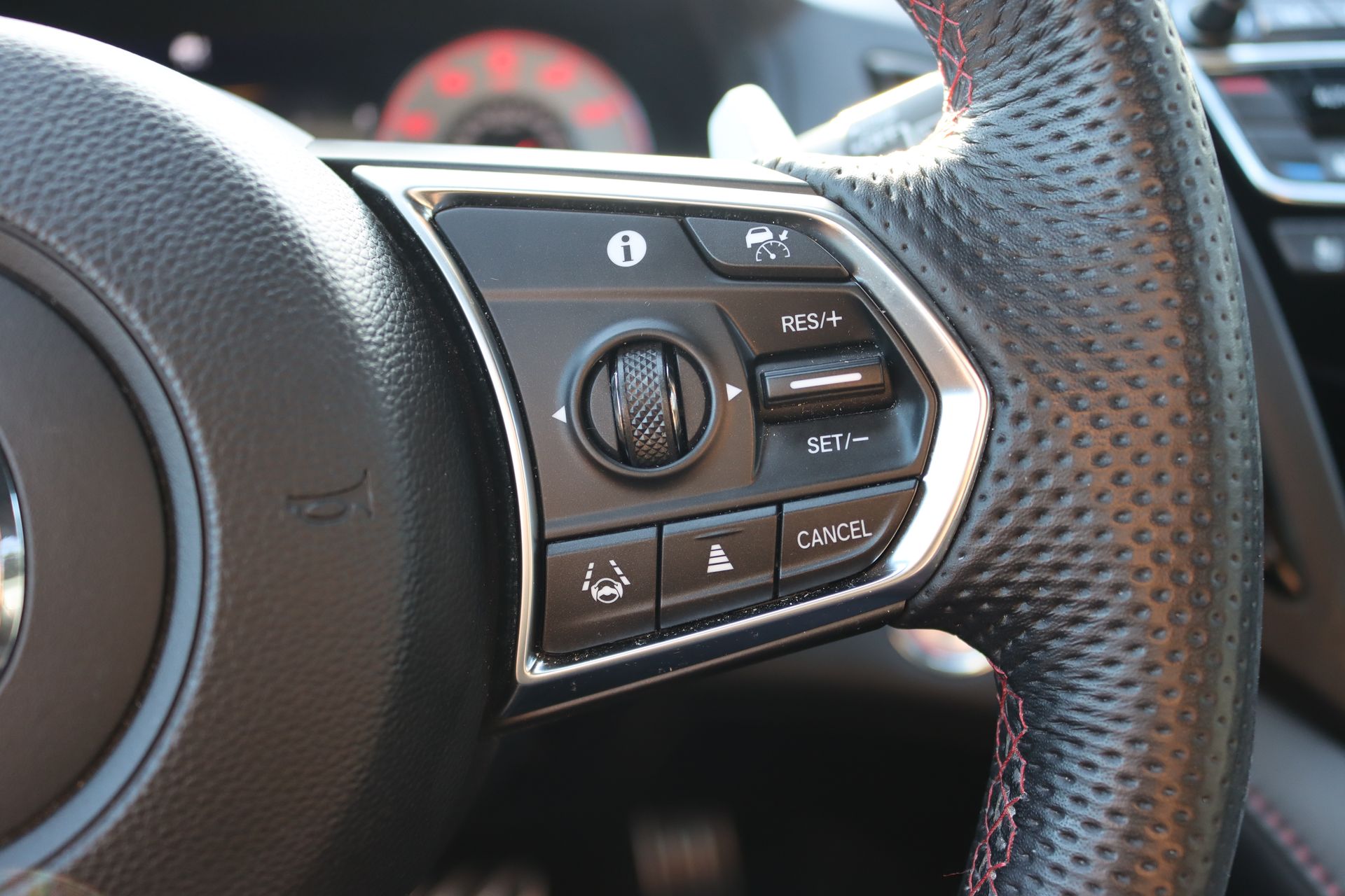 2023 Acura RDX A-Spec photo 9