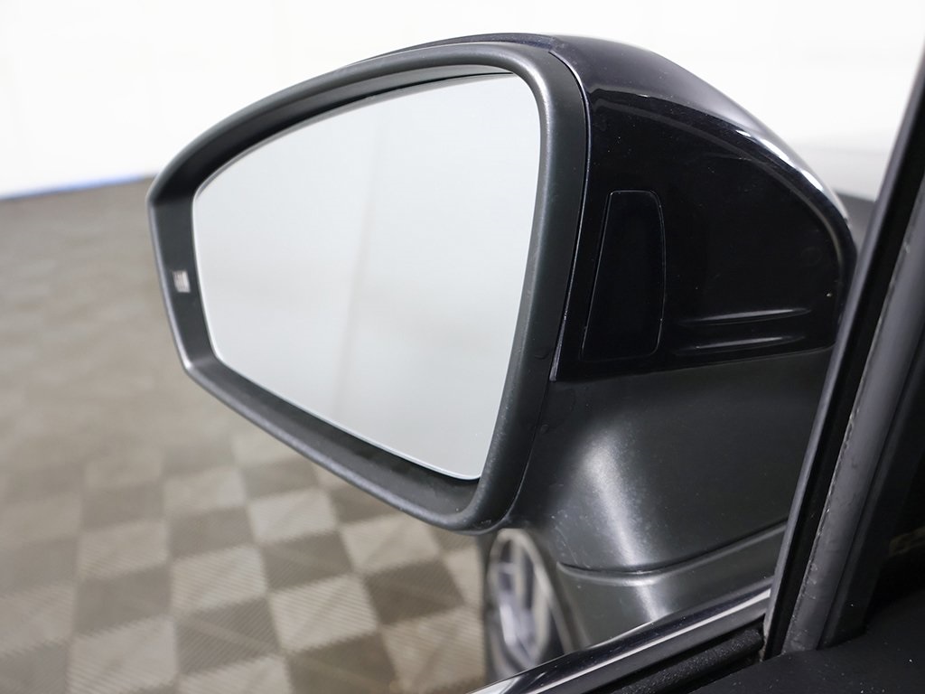 2020 Volkswagen Tiguan SEL Premium R-Line photo 36