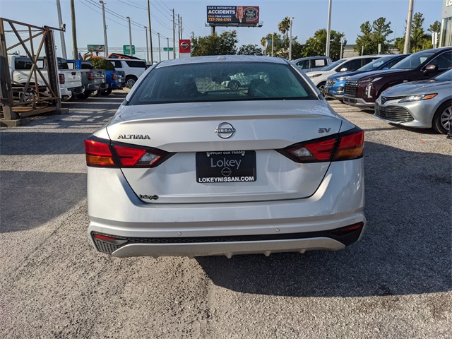 2023 Nissan Altima 2.5 SV photo 4