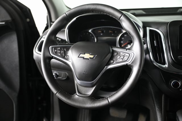 2022 Chevrolet Equinox LT photo 3