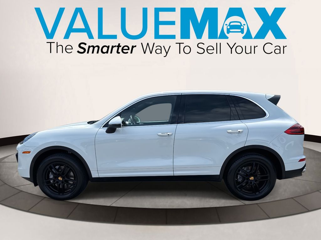 2016 Porsche Cayenne Base photo 6