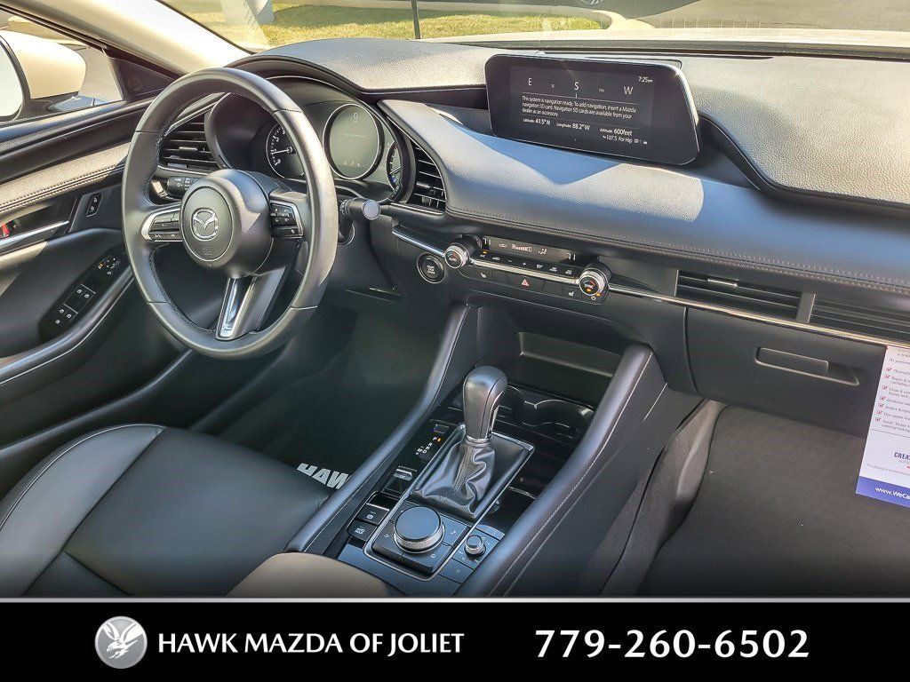 2025 MAZDA MAZDA3 - Image 22