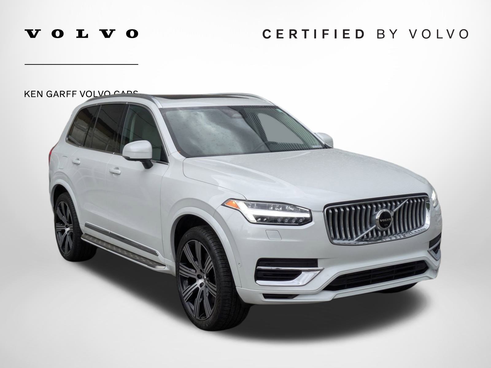 2023 Volvo XC90 Plus's photo
