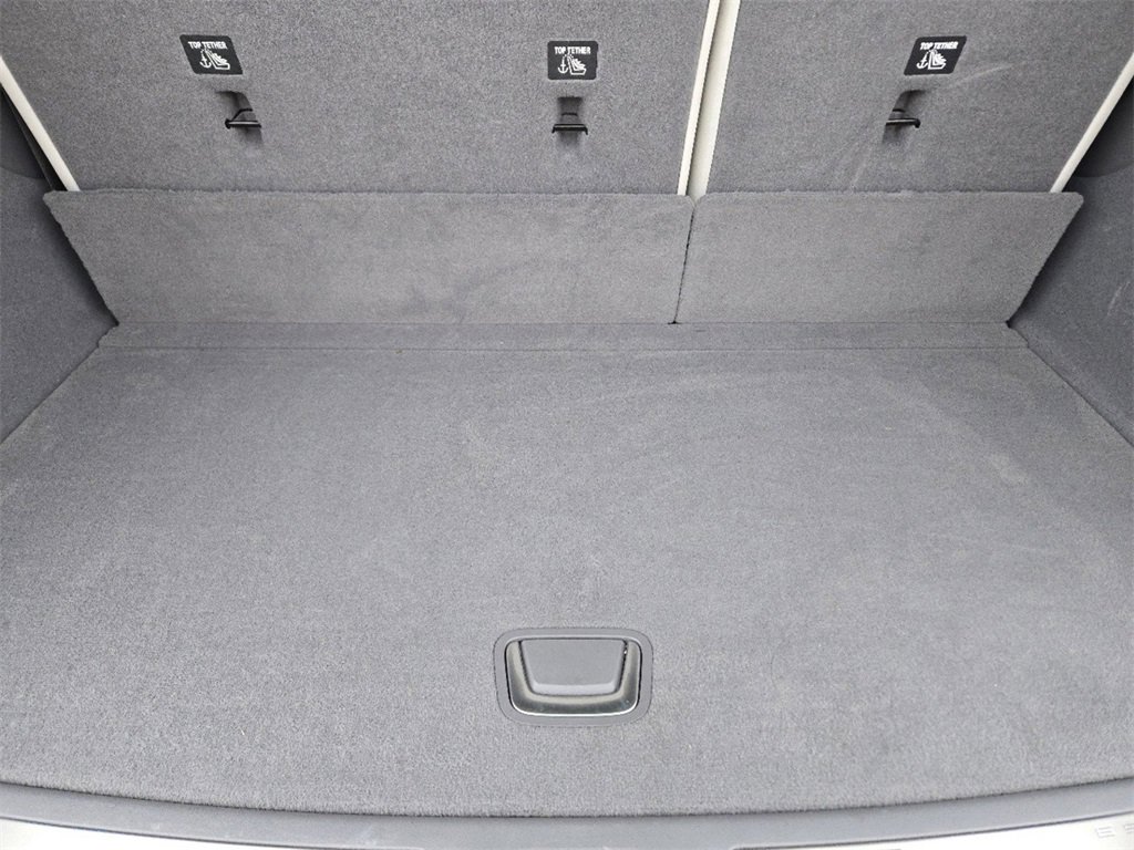 2025 Cadillac Escalade IQ Luxury photo 29