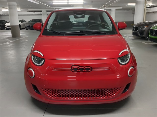 2024 Fiat 500e Red photo 2