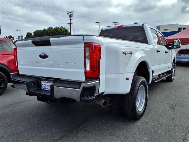 2023 Ford F-350 XLT photo 22