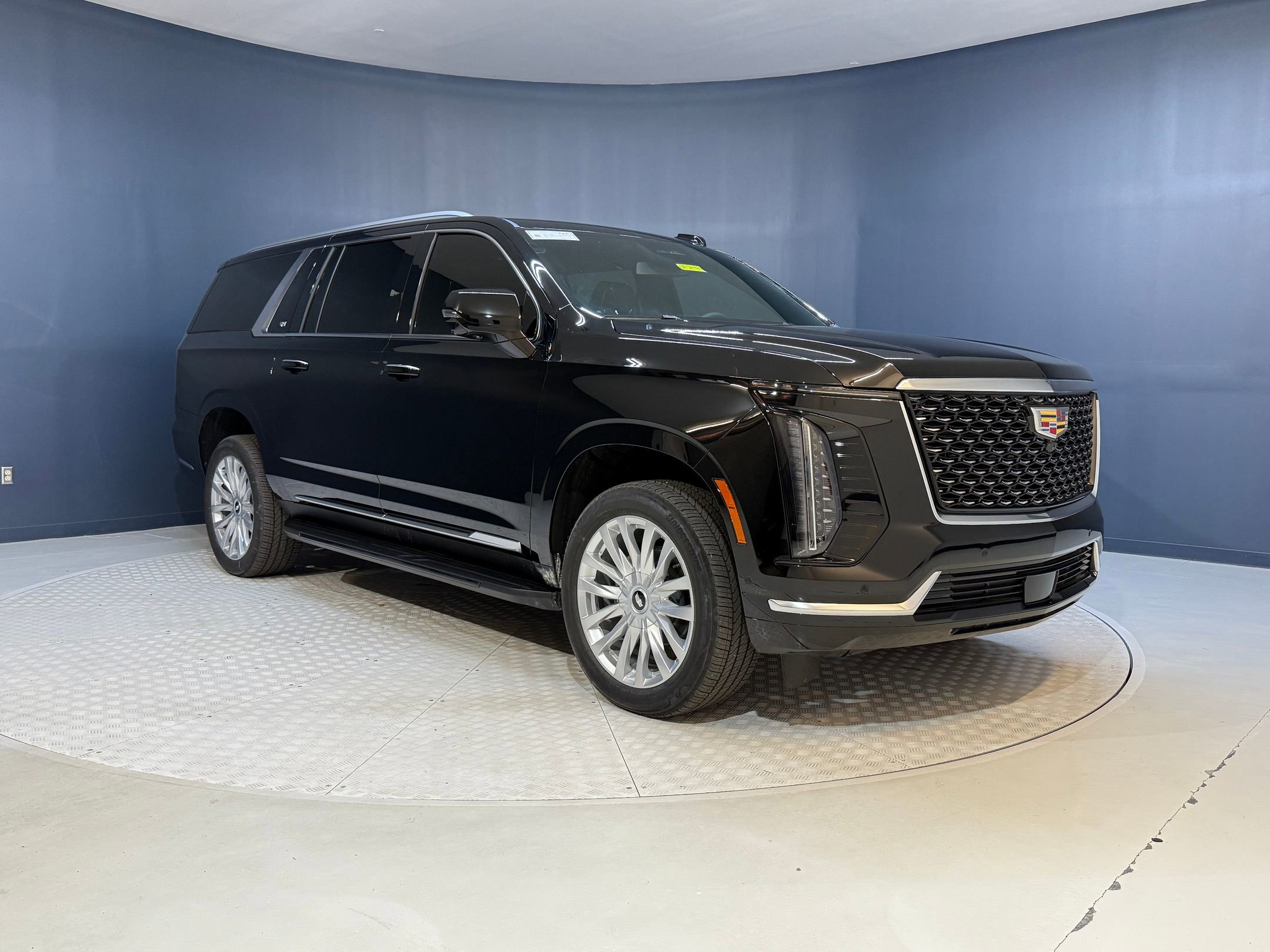 2025 Cadillac Escalade ESV Luxury photo 6