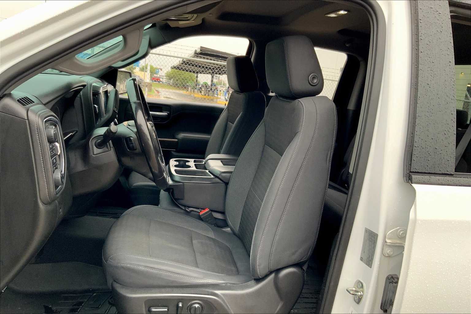 2019 Chevrolet Silverado 1500 LT photo 7