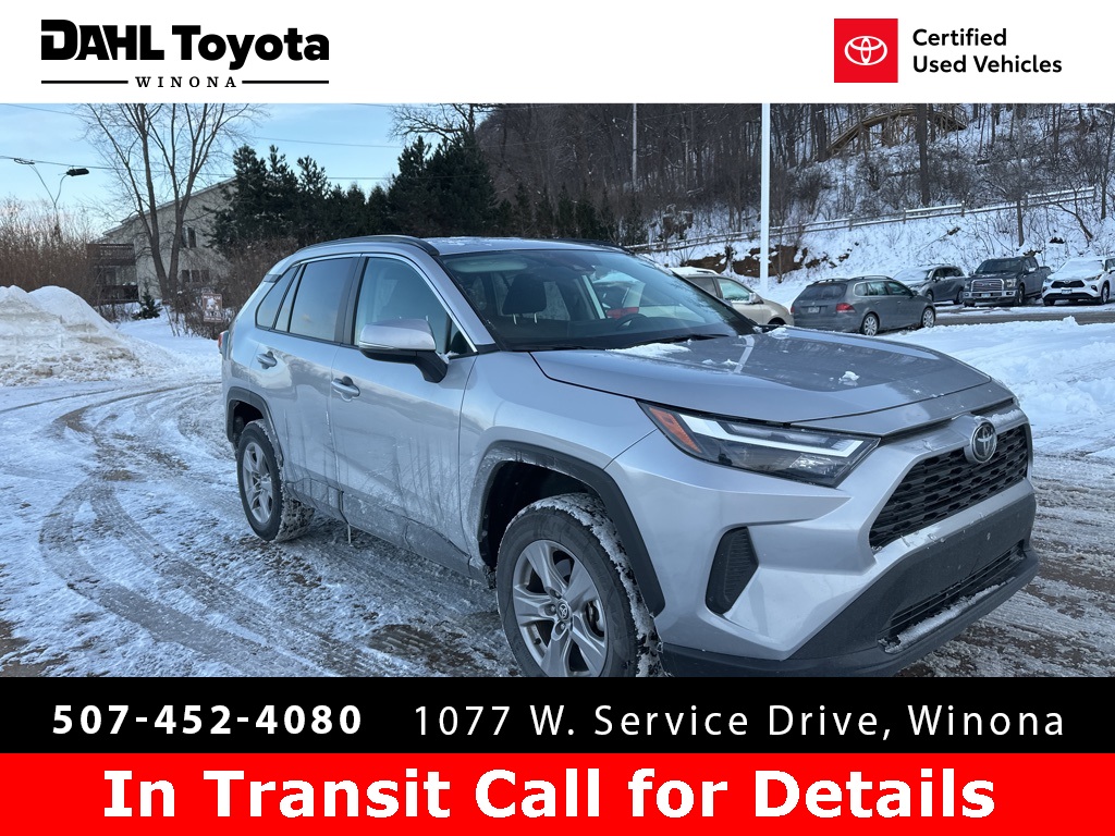 2025 Toyota RAV4 XLE's photo