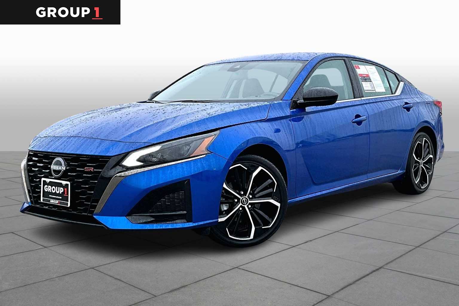 2025 Nissan Altima SR