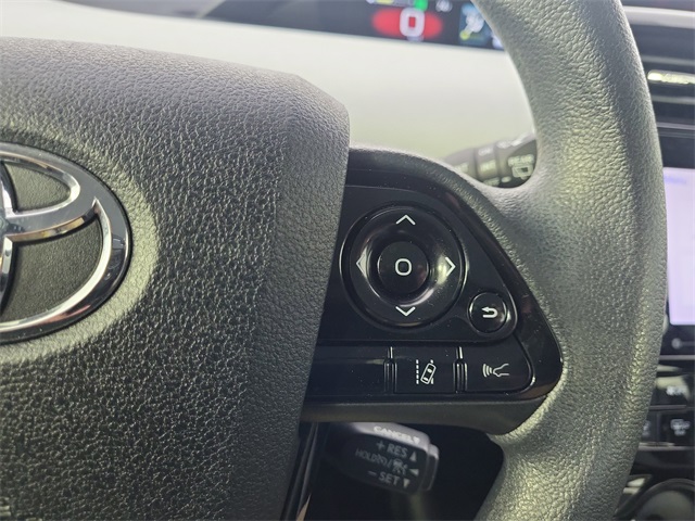 2021 Toyota Prius LE AWD-e photo 17